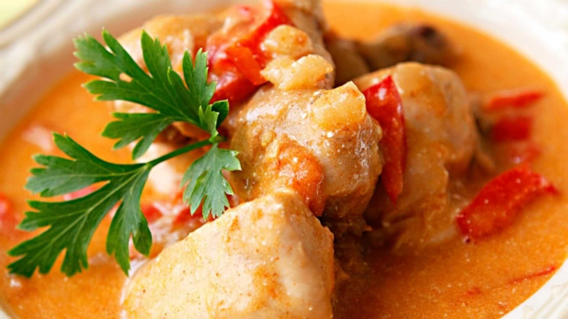 Maďarský recept na kuřecí paprikáš | Horyko.cz